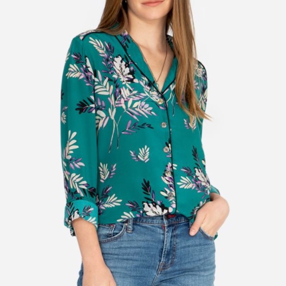 Johnny Was Tops - NWT JOHNNY WAS Silk TOP L